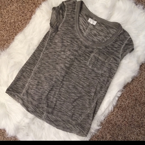 Lou & Grey Heathered Gray Pocket Tee - Picture 3 of 6